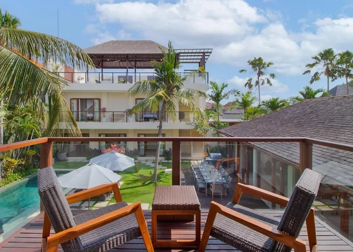 Super Spacious, 6 Bed, Chef, Daily B'fast, 12 Pax Villa