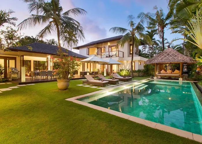 Villa Super Spacious, 6 Bed, Chef, Daily B'fast, 12 Pax