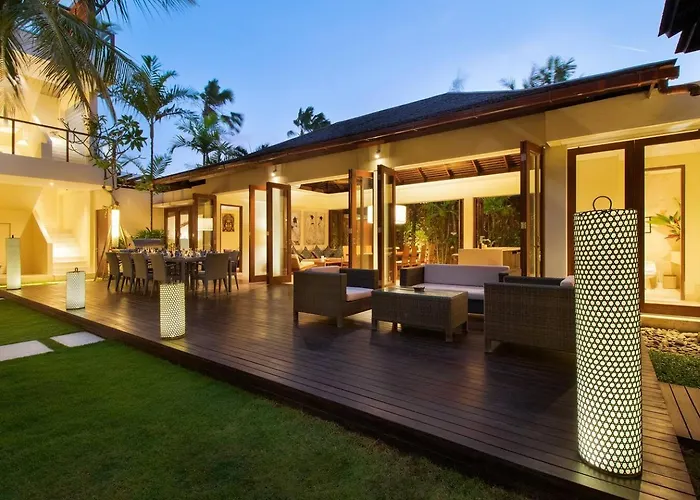 Villa Super Spacious, 6 Bed, Chef, Daily B'fast, 12 Pax