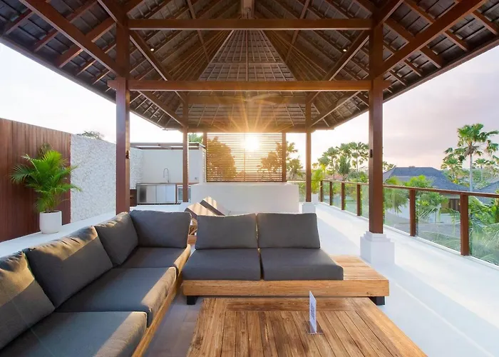 Super Spacious, 6 Bed, Chef, Daily B'fast, 12 Pax * Seminyak (Bali)