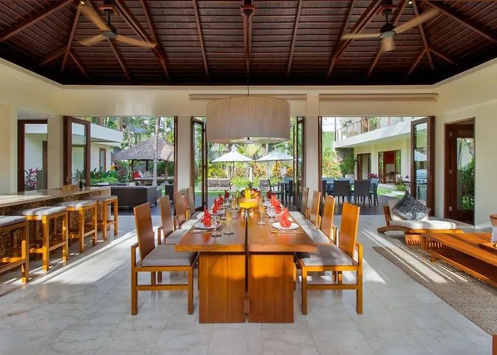 Super Spacious, 6 Bed, Chef, Daily B'fast, 12 Pax * Seminyak (Bali)