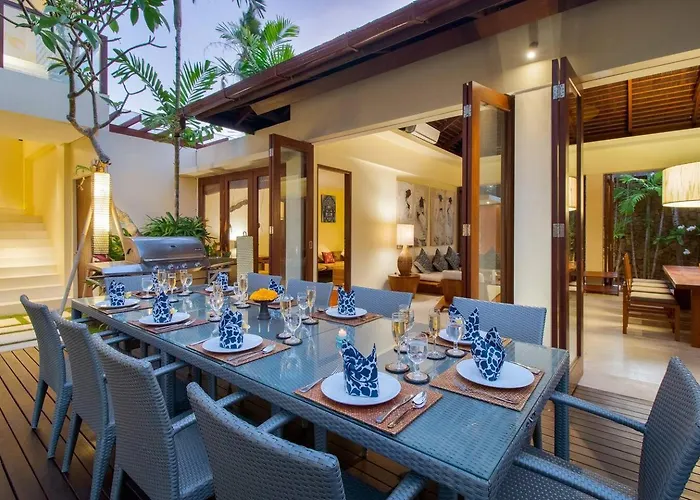 Super Spacious, 6 Bed, Chef, Daily B'fast, 12 Pax Villa